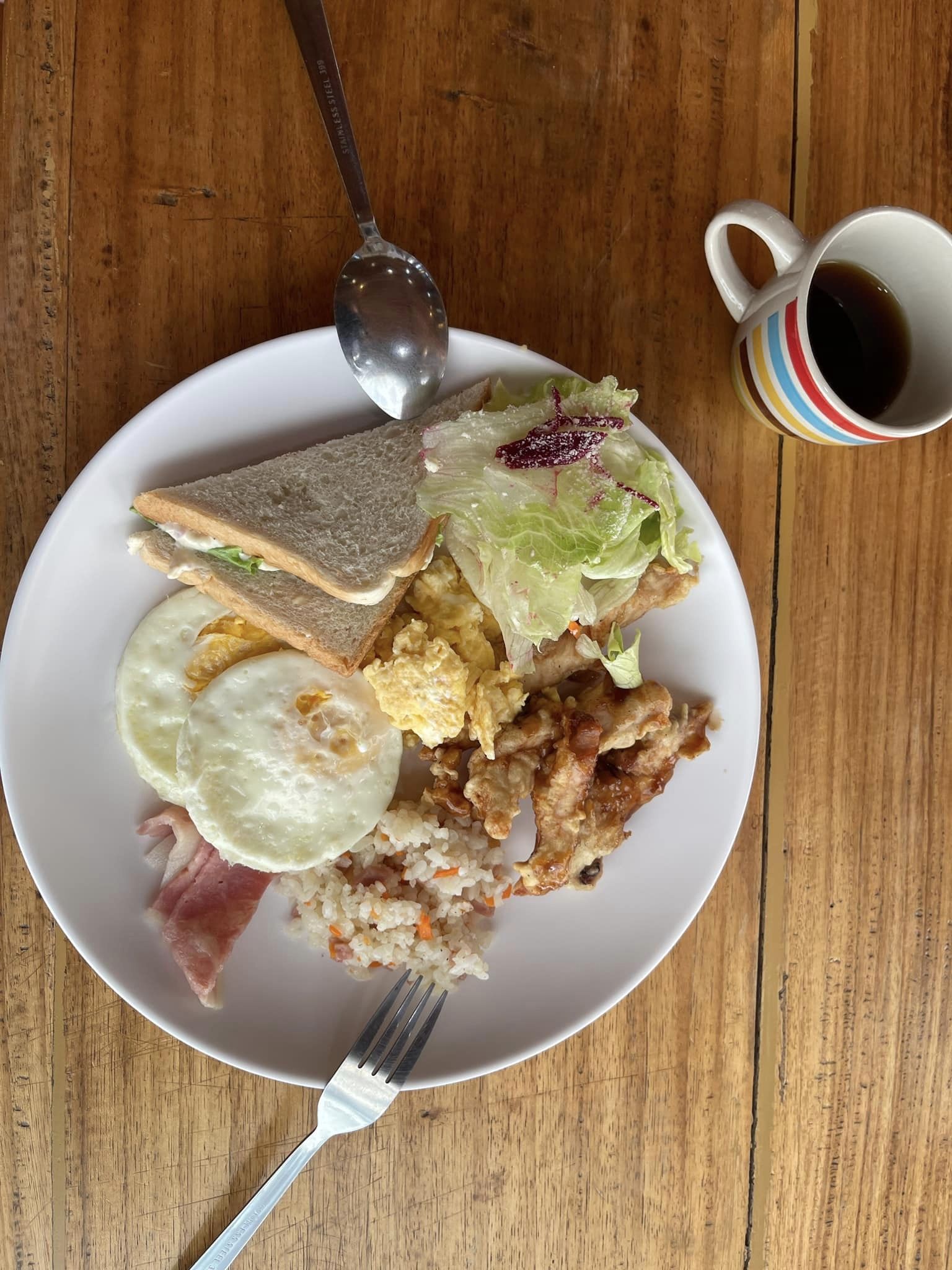 【在菲律賓語言學校吃什麼？】 碧瑤 JIC 超韓的！？ 最好吃的學校？