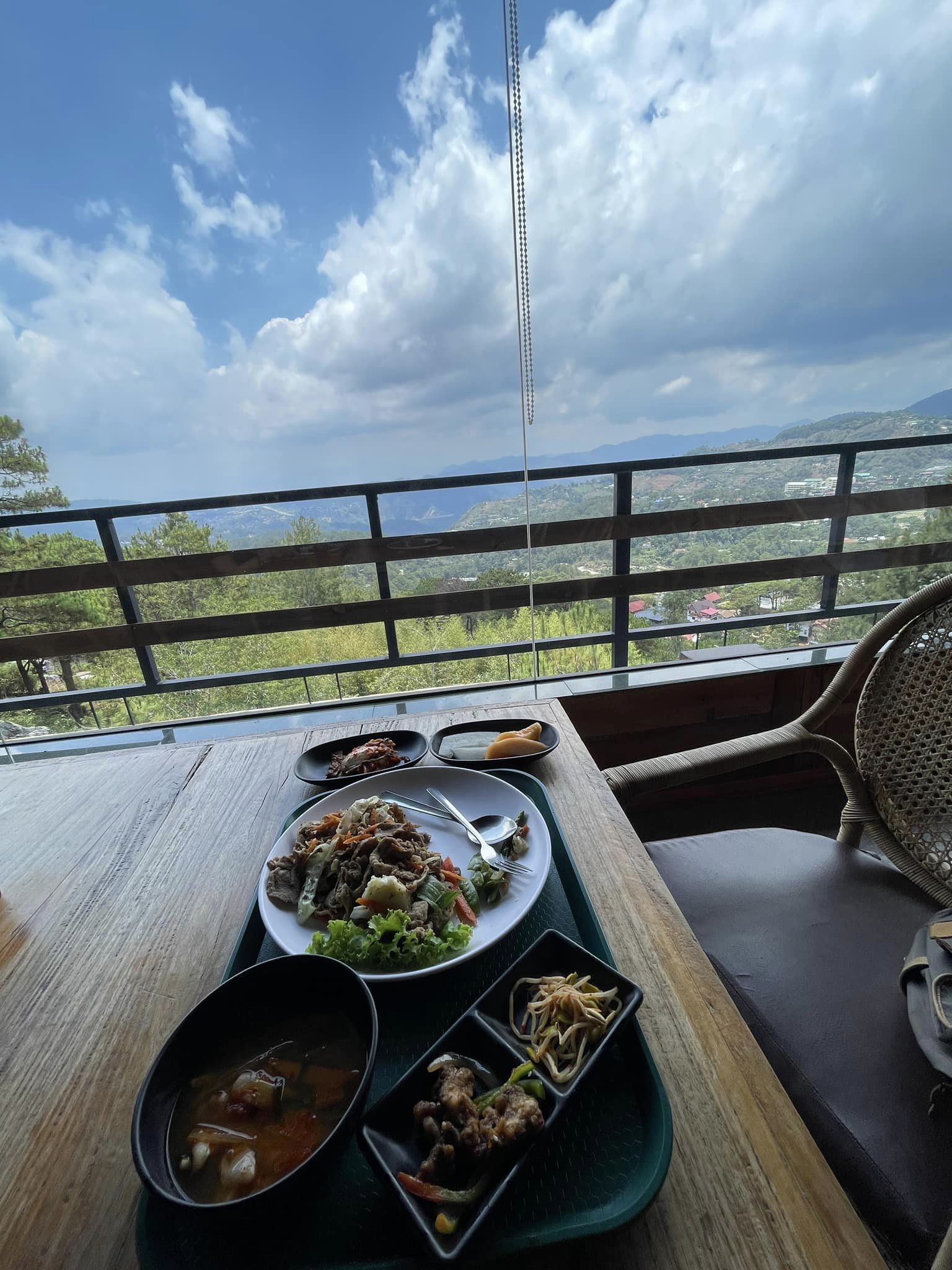 【在菲律賓語言學校吃什麼？】 碧瑤 JIC 超韓的！？ 最好吃的學校？